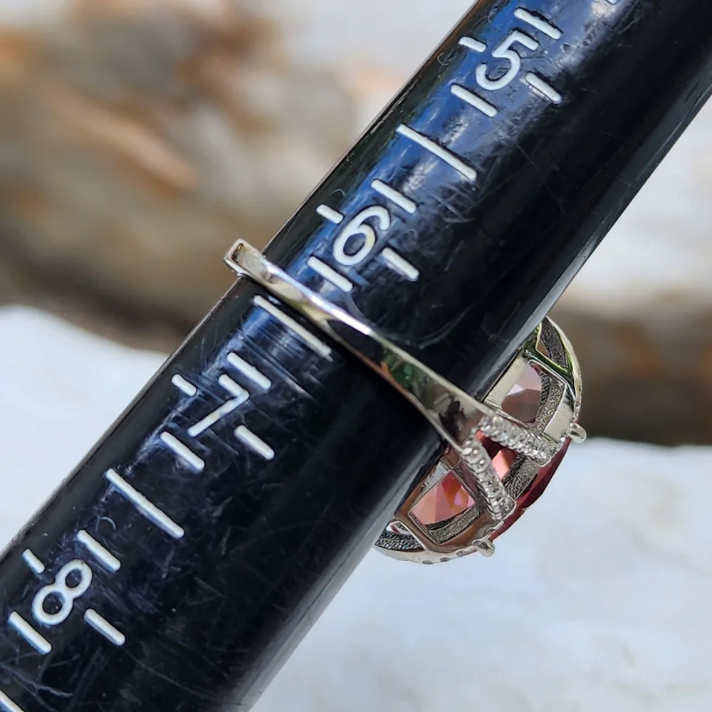 Solid Sterling 925 Silver Elegant Ring Alexandrite Stone White Topaz Crystals